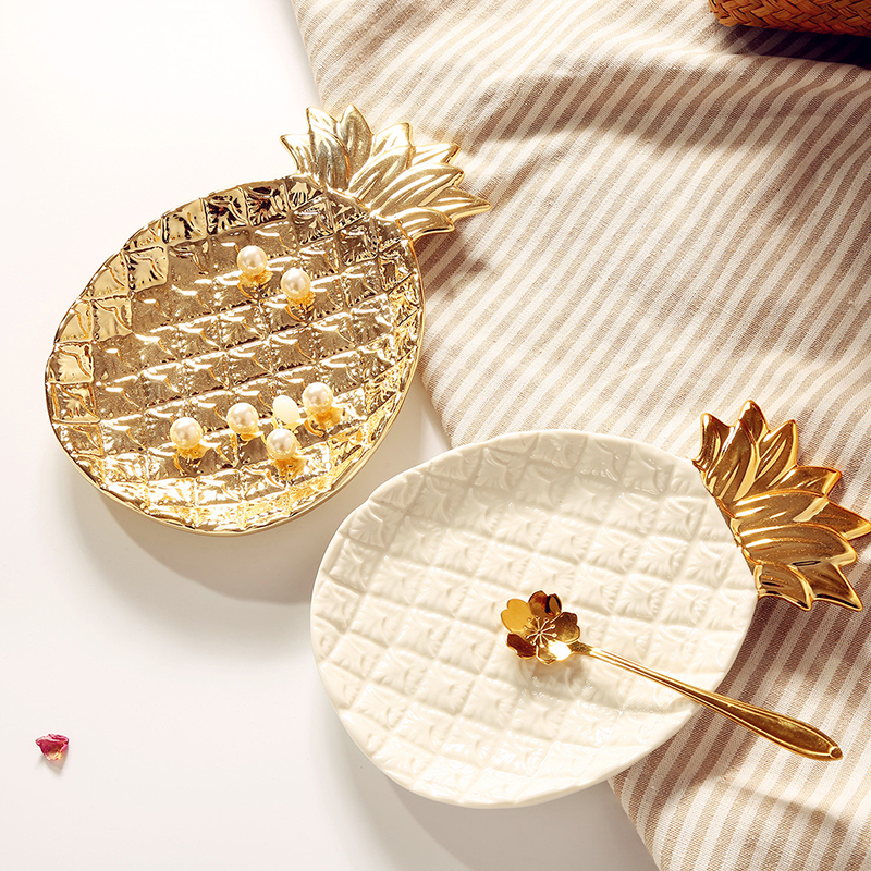 Pineapple Shaped Jewelry Holder