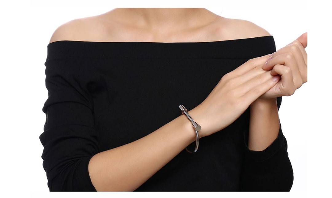 Women's Undustrial Design Cuff Bracelet