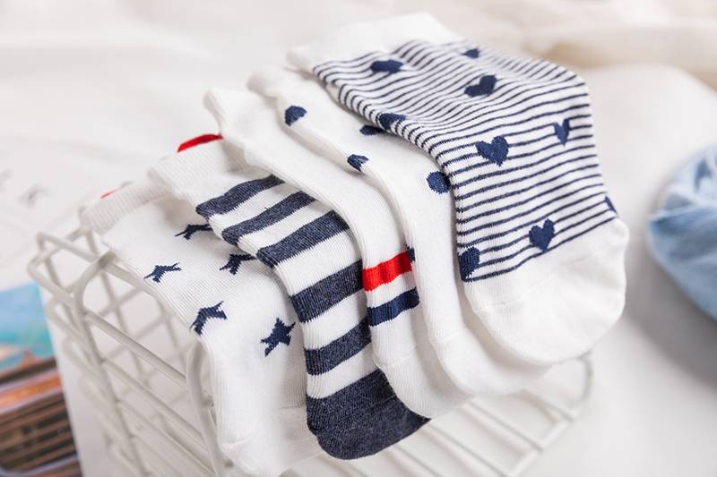 Women's Cotton Cute Printed Socks 5 Pairs Women's Cotton Cute Printed Socks 5 Pairs